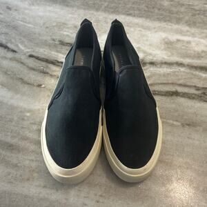 NIB Everlane “The Forever Slip-On Sneaker” – Black, Women’s 9 / Men’s 7.5